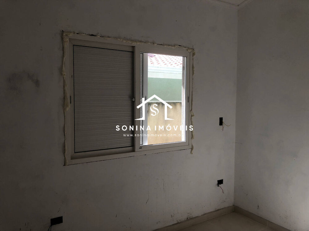 Casa à venda com 3 quartos, 80m² - Foto 11