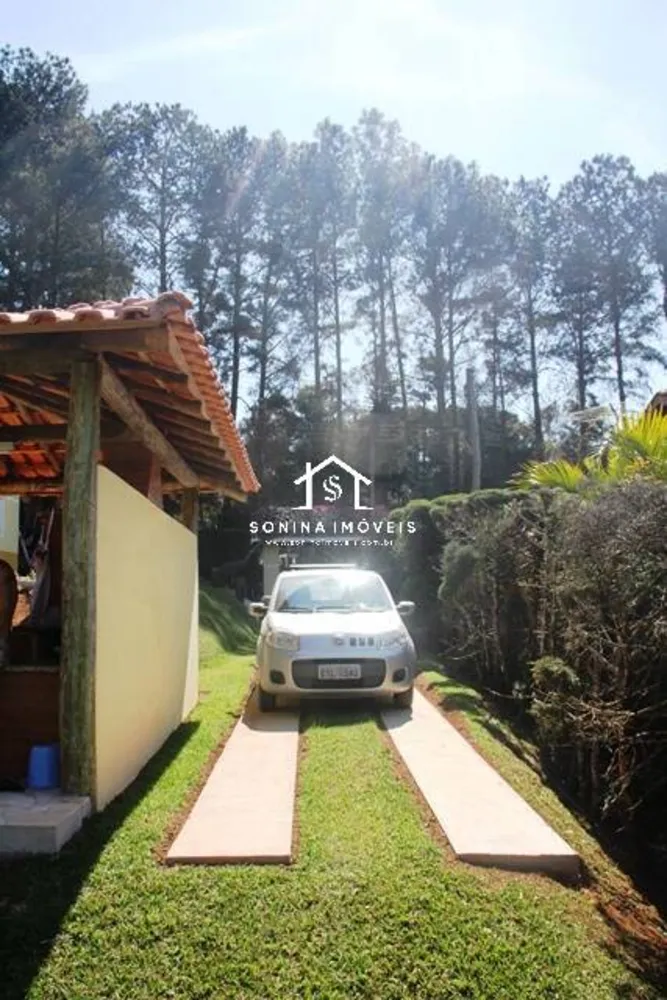 Chácara, 4 quartos, 1225 m² - Foto 1