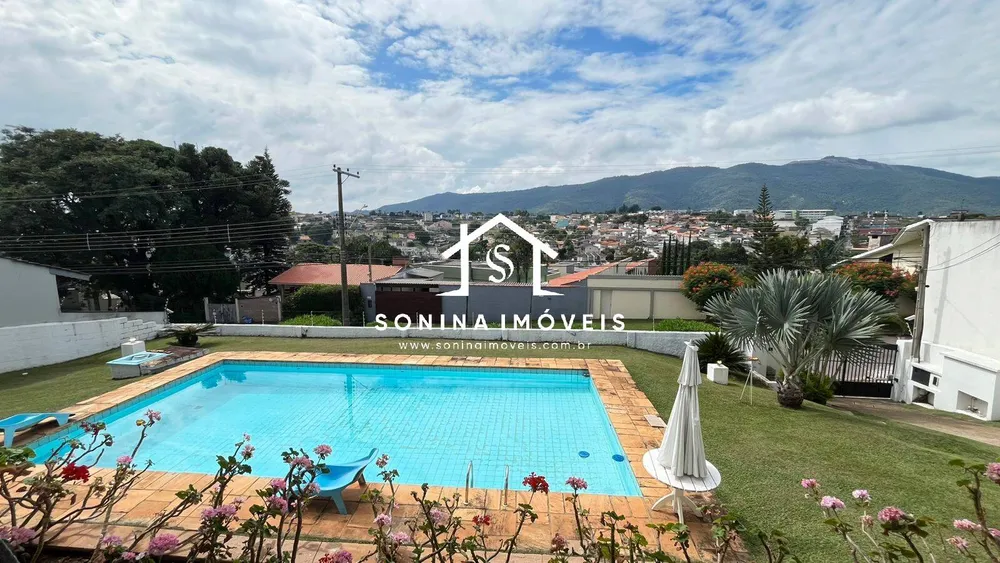 Casa, 4 quartos, 362 m² - Foto 2
