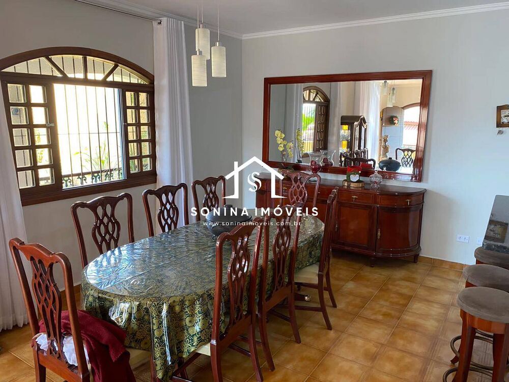 Casa à venda e aluguel com 3 quartos, 230m² - Foto 11