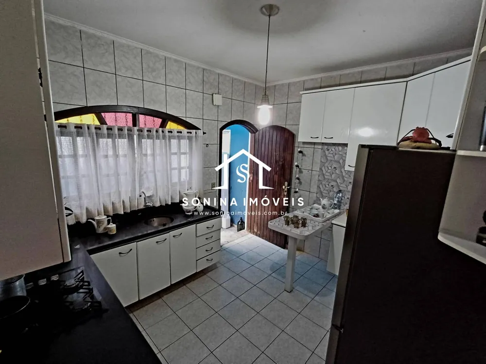 Casa, 5 quartos, 330 m² - Foto 4