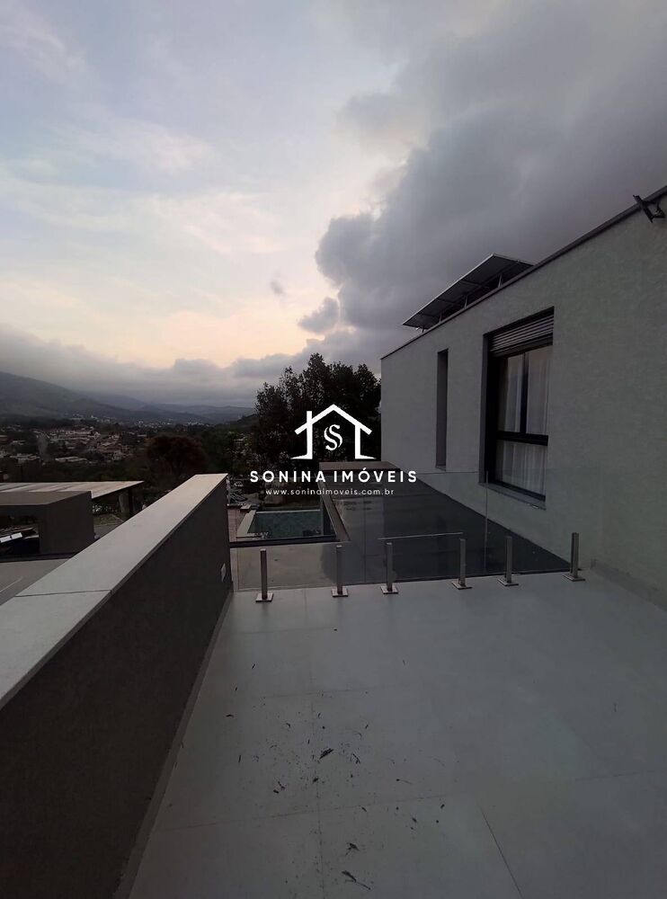 Casa à venda com 4 quartos, 285m² - Foto 11