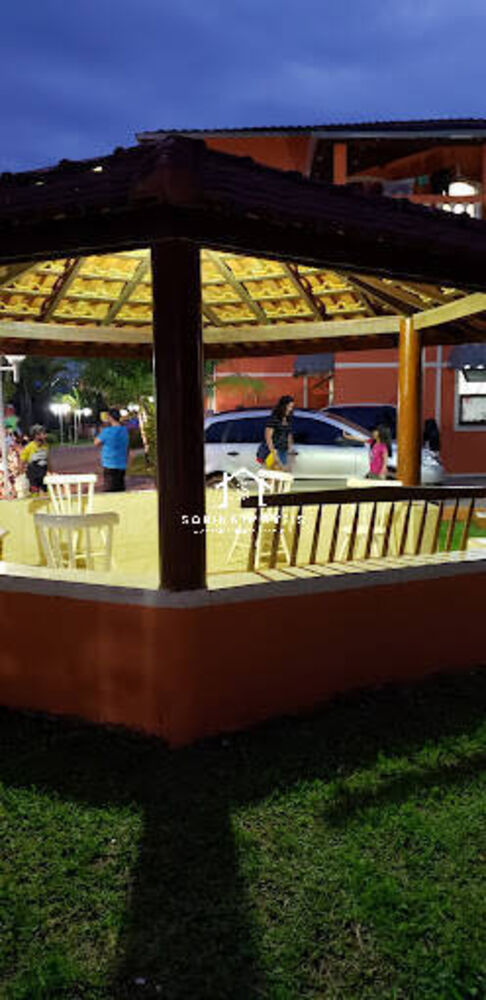 Prédio Inteiro para alugar com 20 quartos, 1200m² - Foto 7