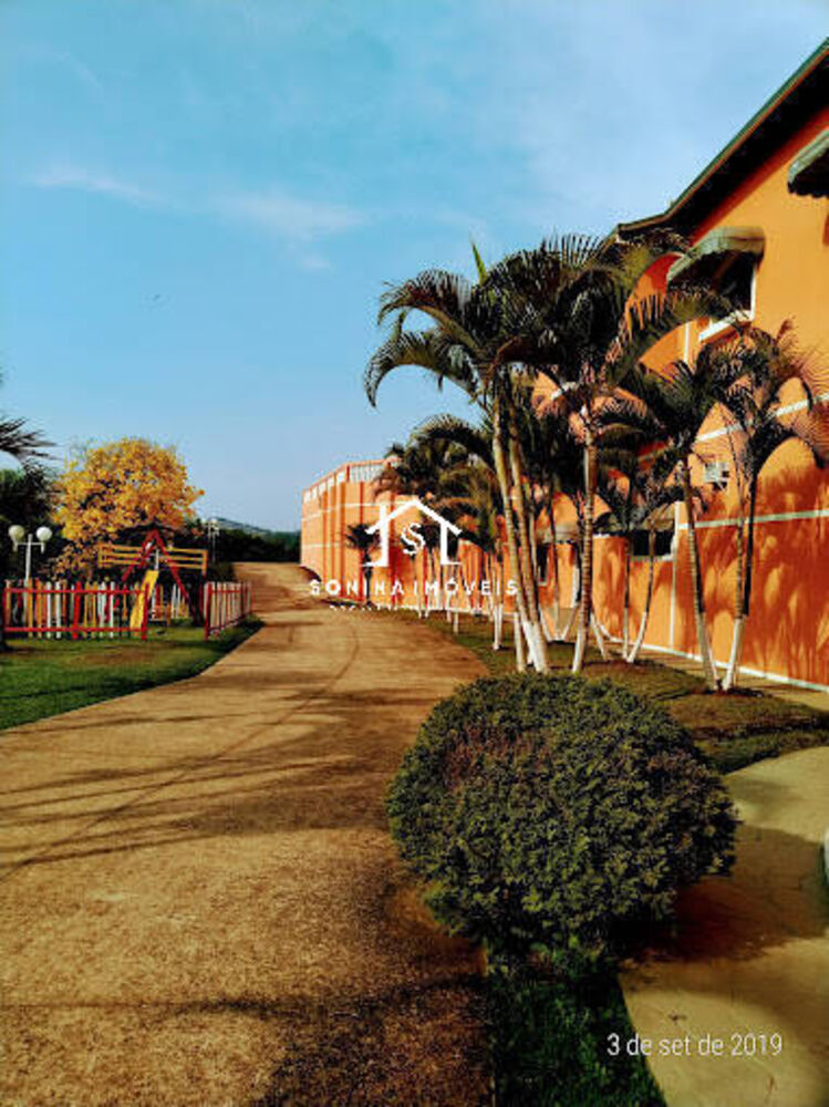 Prédio Inteiro para alugar com 20 quartos, 1200m² - Foto 1