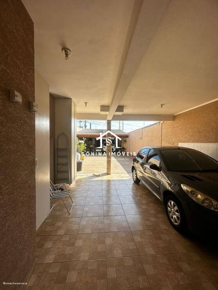 Casa à venda com 2 quartos, 140m² - Foto 8