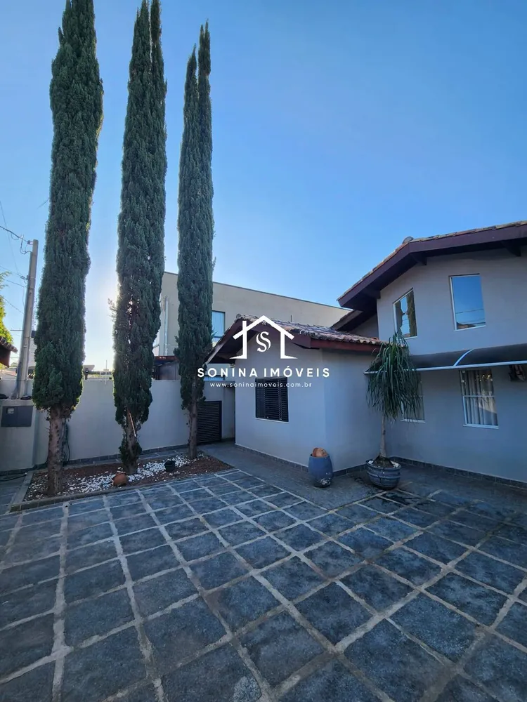 Casa, 3 quartos, 230 m² - Foto 5