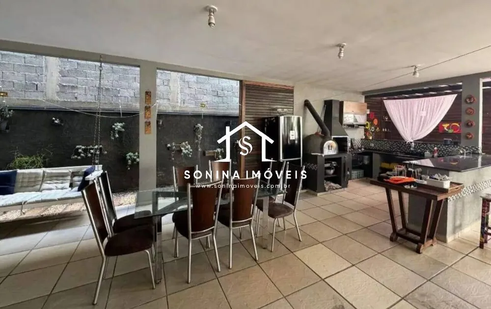 Casa, 3 quartos, 230 m² - Foto 9