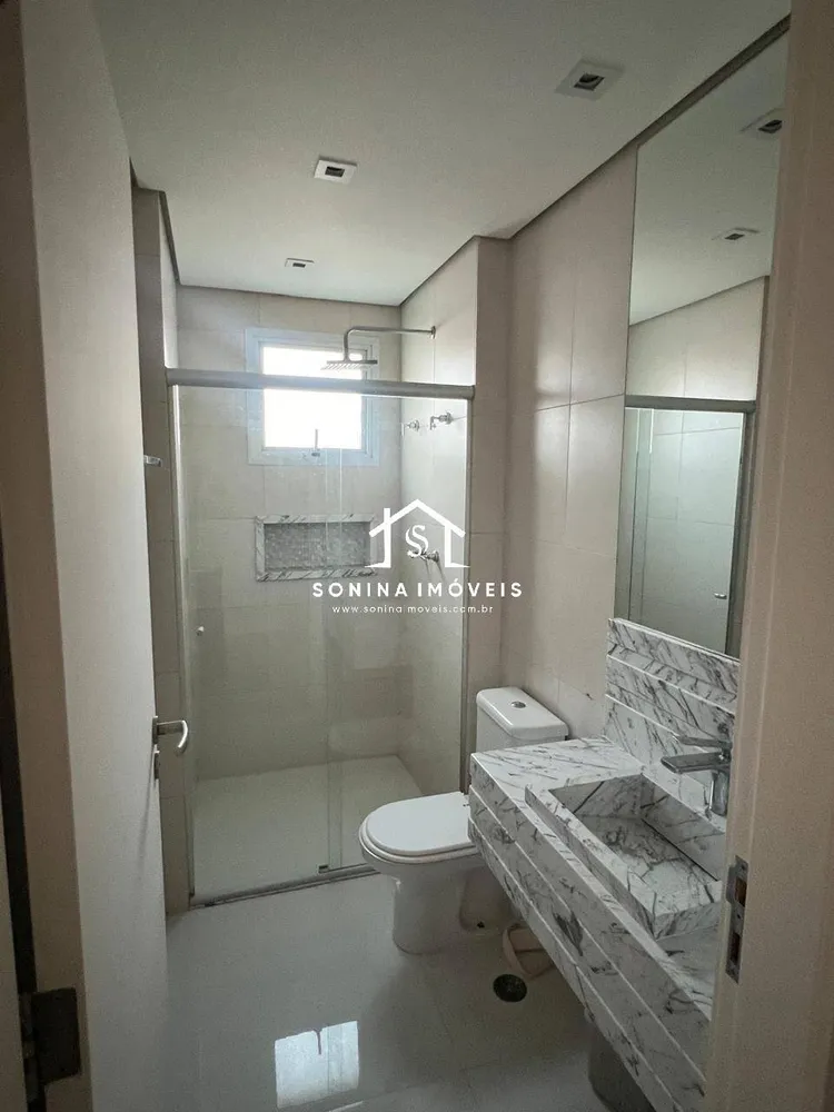 Apartamento, 3 quartos, 220 m² - Foto 2