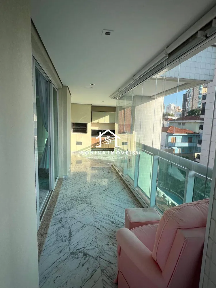 Apartamento, 3 quartos, 220 m² - Foto 1