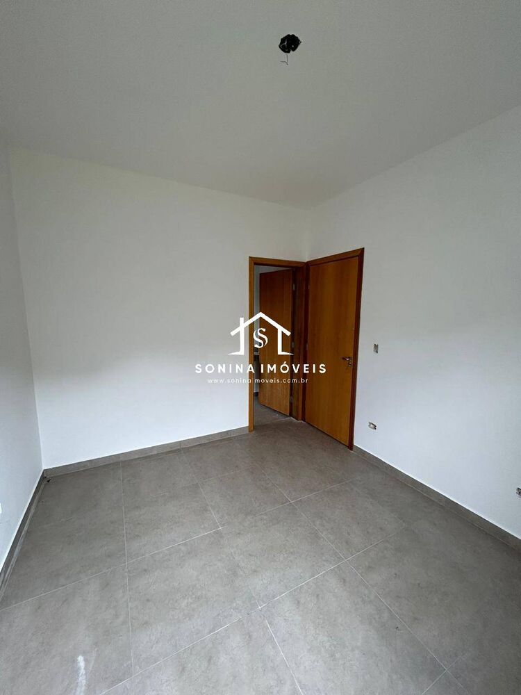 Casa à venda com 3 quartos, 100m² - Foto 3