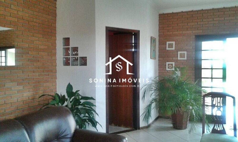 Casa à venda com 3 quartos, 400m² - Foto 4