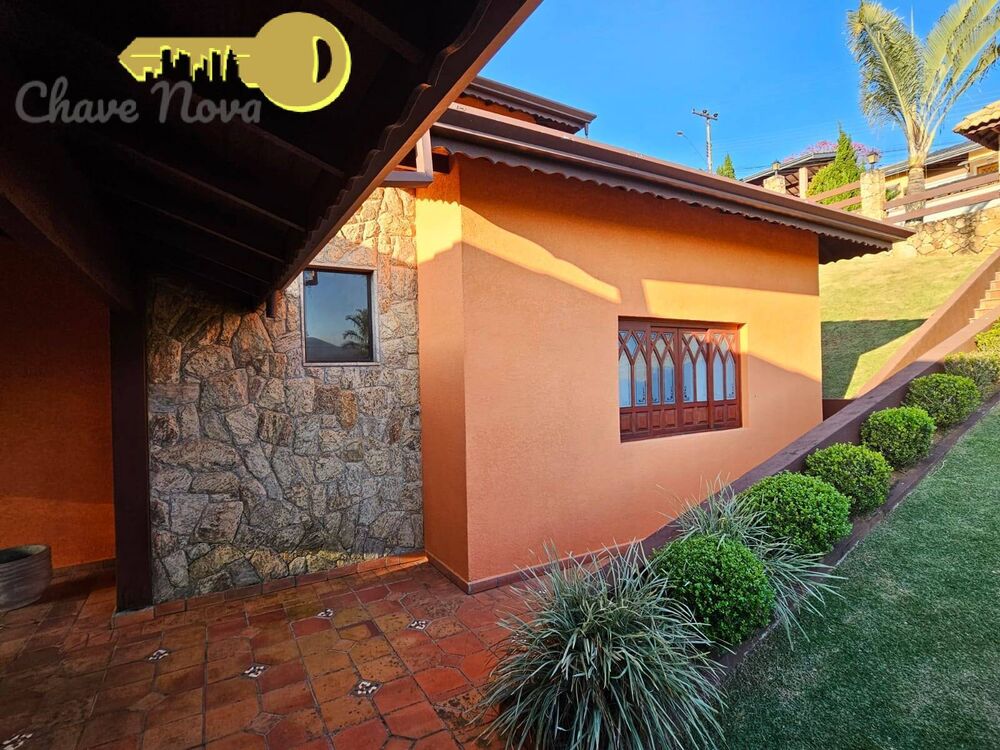 Casa à venda com 4 quartos, 420m² - Foto 4