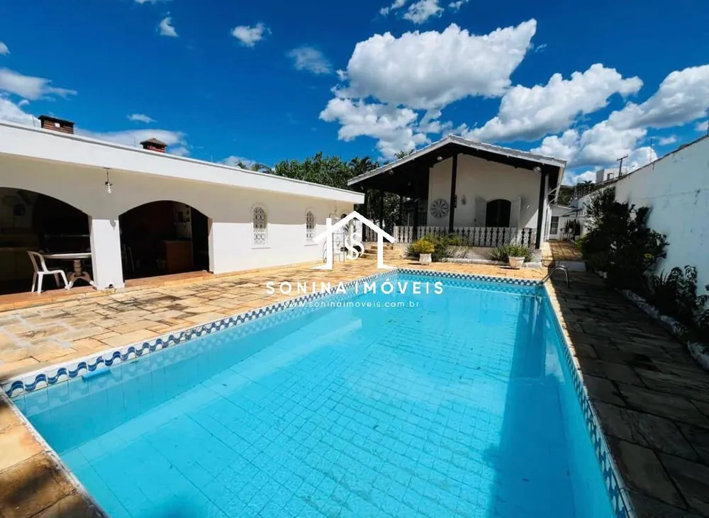 Casa, 6 quartos, 415 m² - Foto 1