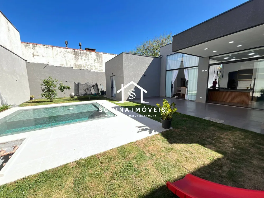 Casa, 3 quartos, 205 m² - Foto 1