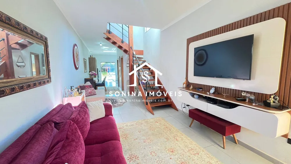 Casa, 3 quartos, 122 m² - Foto 1