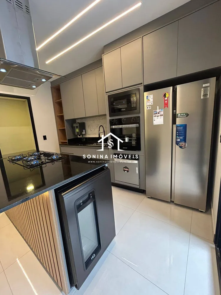 Casa, 3 quartos, 154 m² - Foto 1