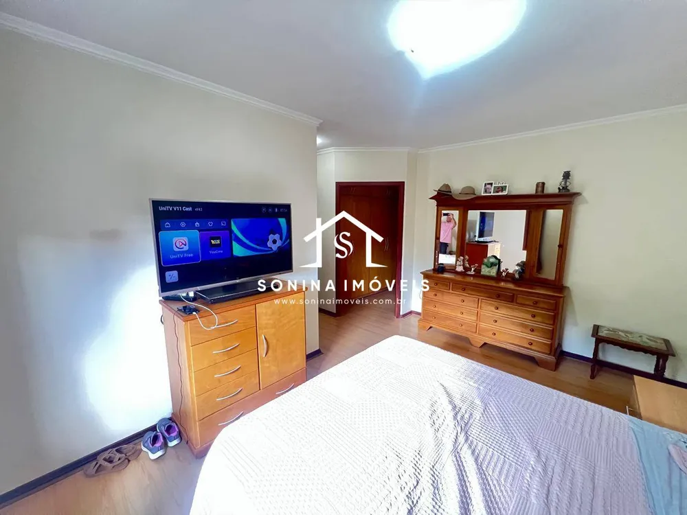 Casa, 4 quartos, 238 m² - Foto 6