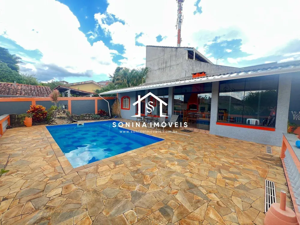 Casa, 4 quartos, 238 m² - Foto 2