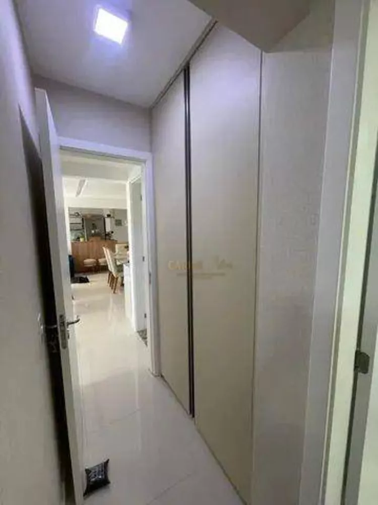 Apartamento à venda com 2 quartos, 56m² - Foto 1