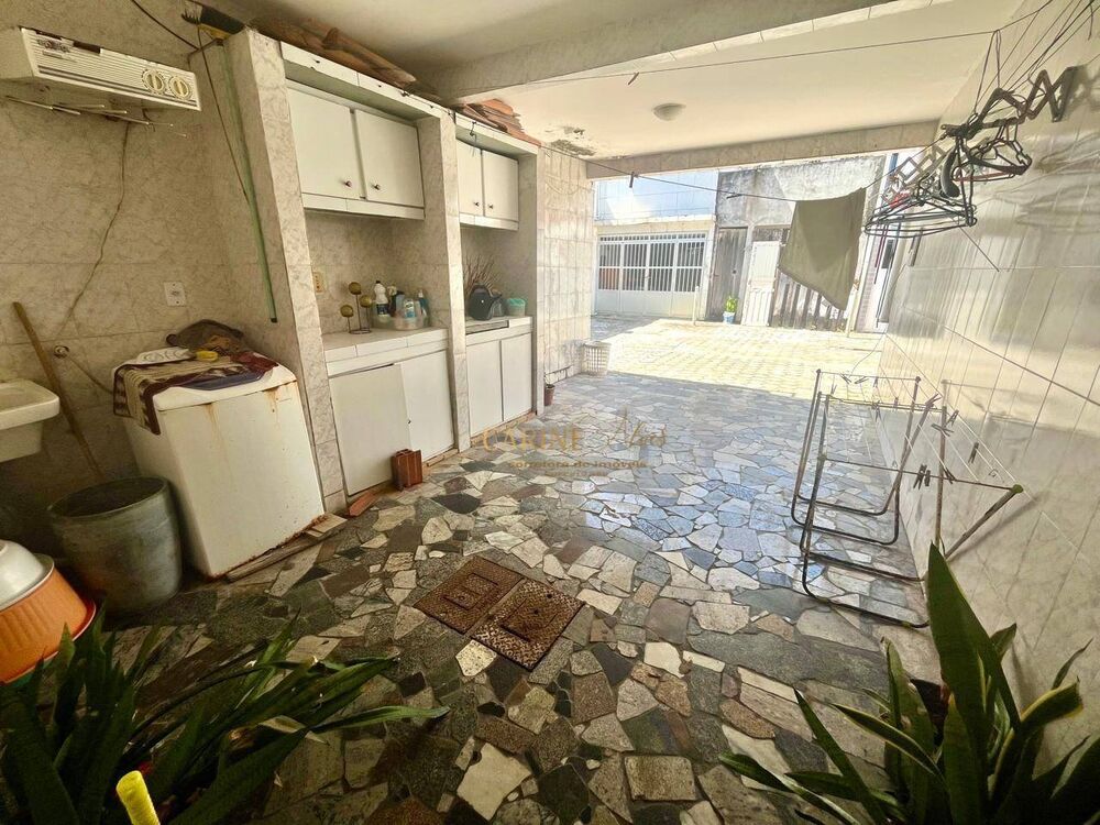 Casa à venda com 2 quartos, 110m² - Foto 5