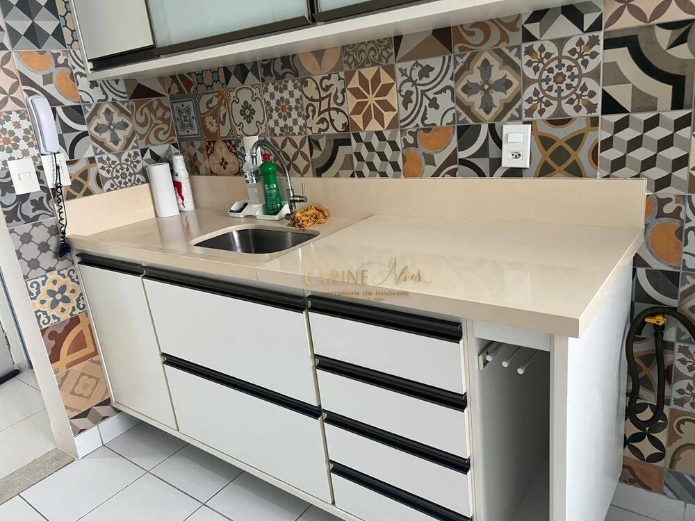 Apartamento para alugar com 3 quartos, 81m² - Foto 3
