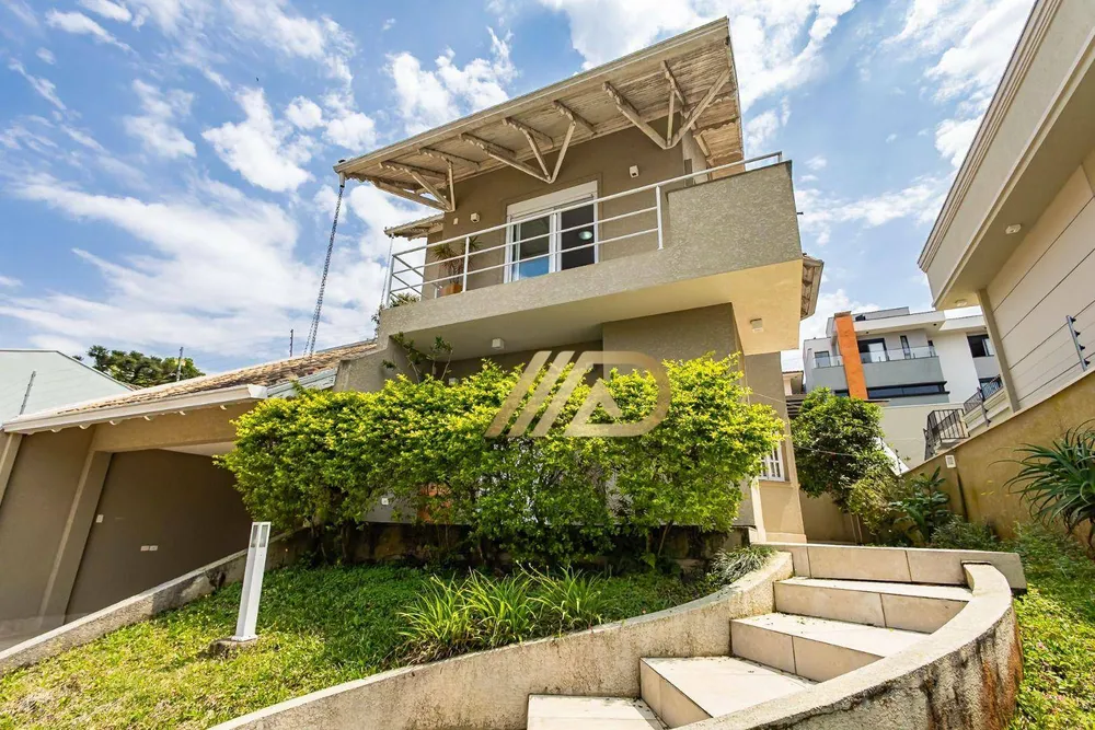 Casa, 4 quartos, 302 m² - Foto 1