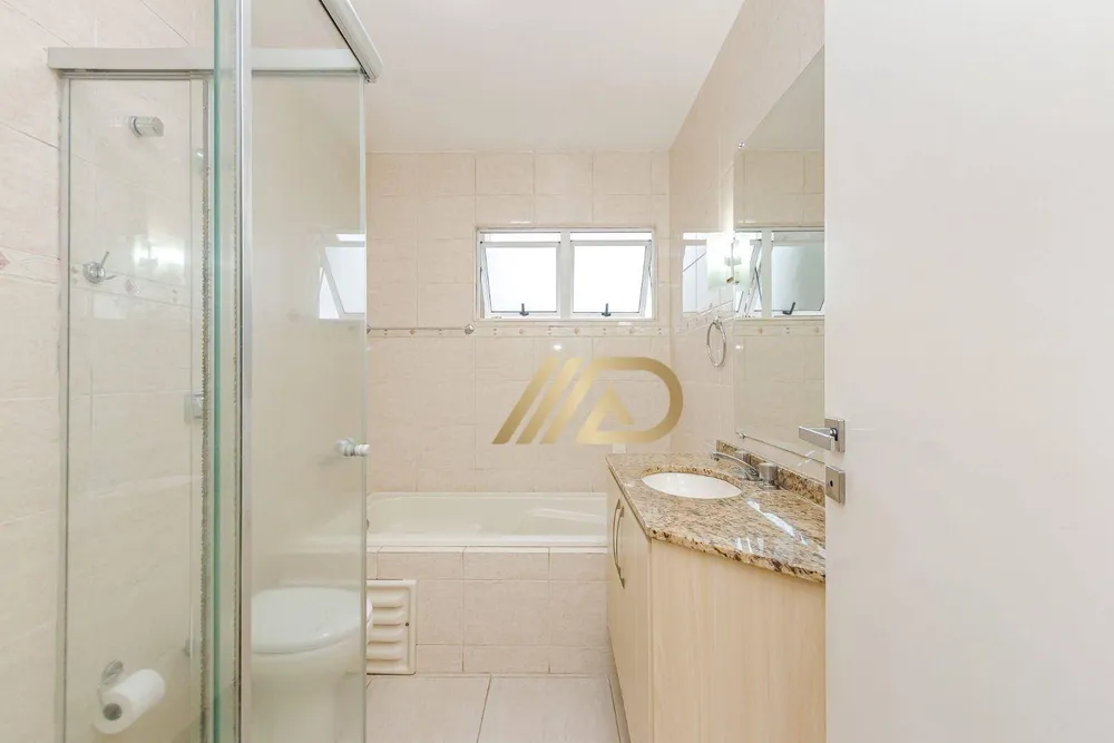 Sobrado, 3 quartos, 200 m² - Foto 1