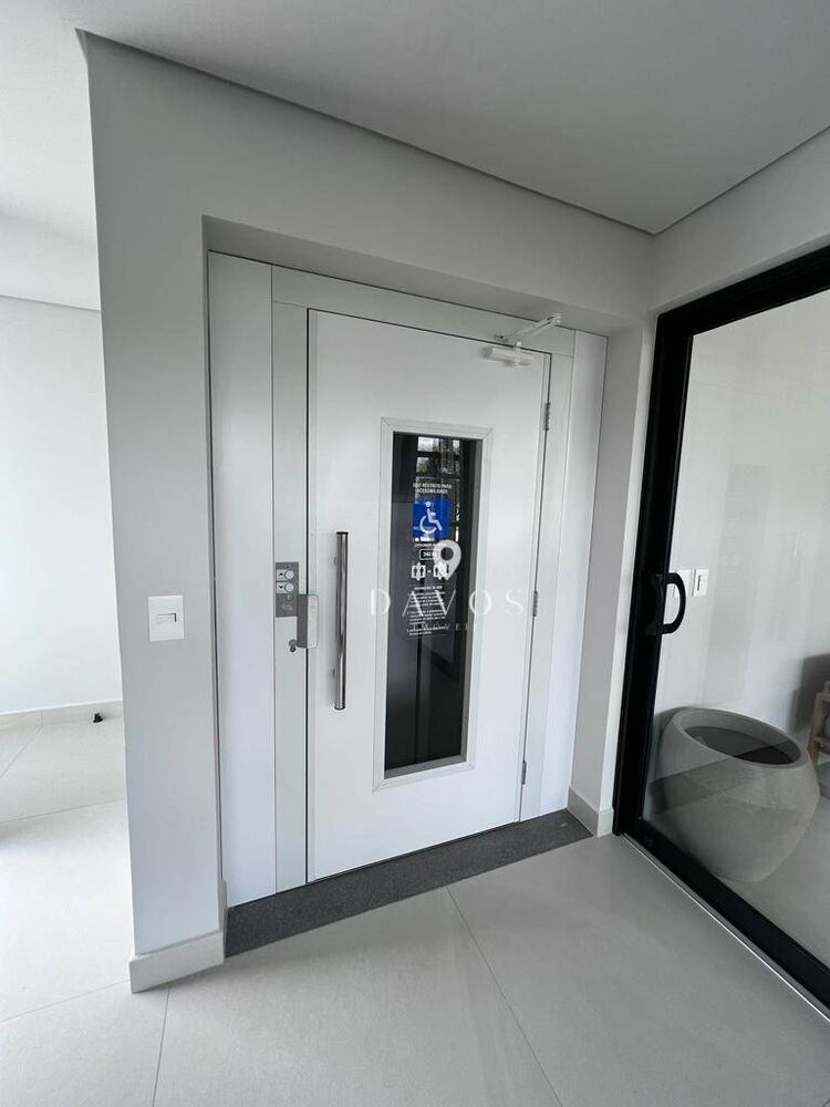 Sobrado, 4 quartos, 304 m² - Foto 2