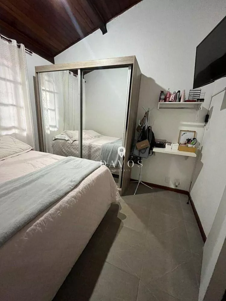 Casa à venda com 2 quartos, 71m² - Foto 3