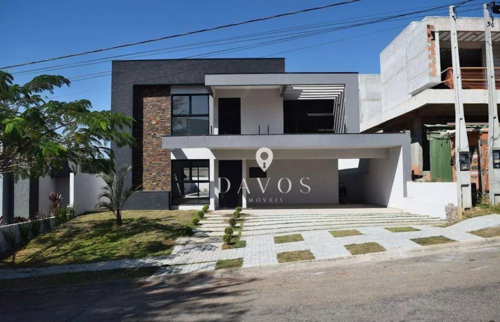 Sobrado à venda com 4 quartos, 305m² - Foto 2