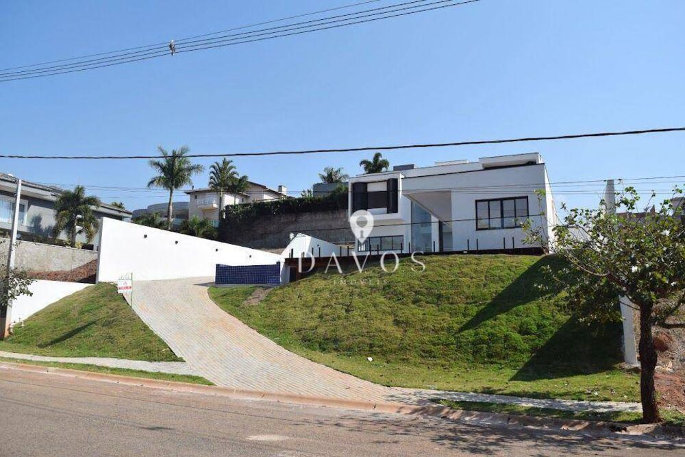 Sobrado, 3 quartos, 305 m² - Foto 1