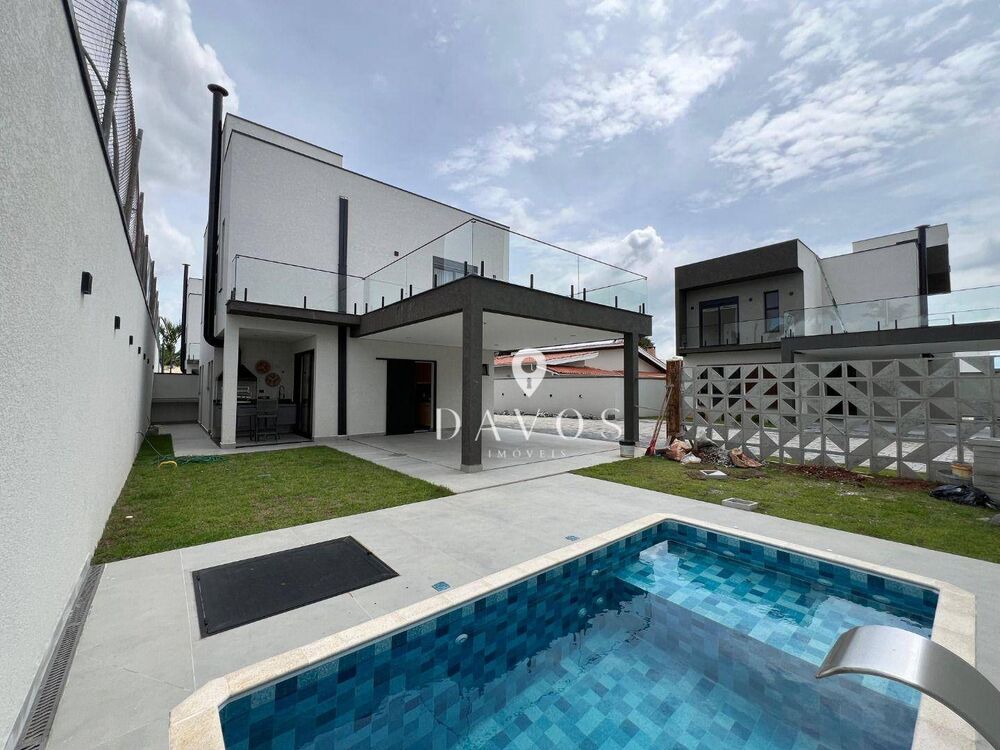 Sobrado, 3 quartos, 161 m² - Foto 1
