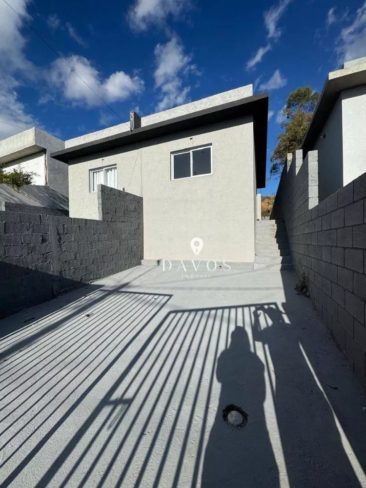Casa, 2 quartos, 60 m² - Foto 1