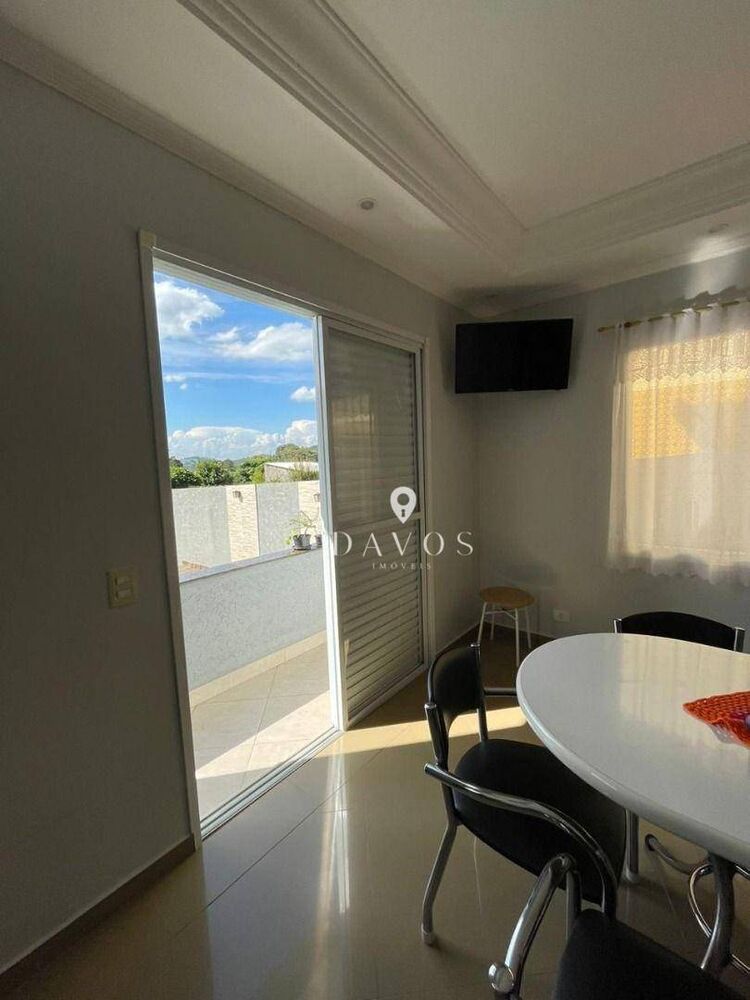 Sobrado à venda com 3 quartos, 240m² - Foto 2
