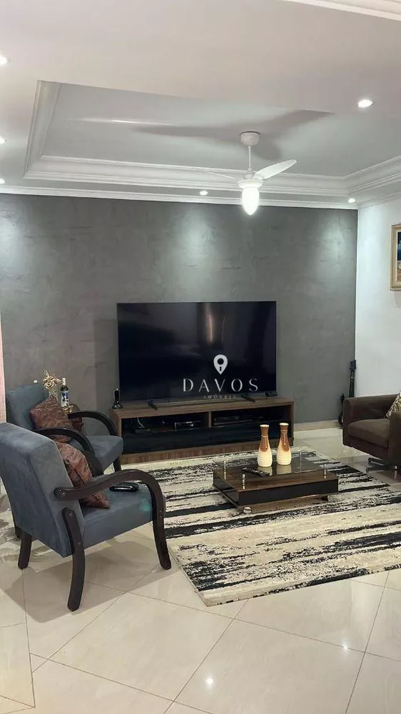 Sobrado, 3 quartos, 240 m² - Foto 2