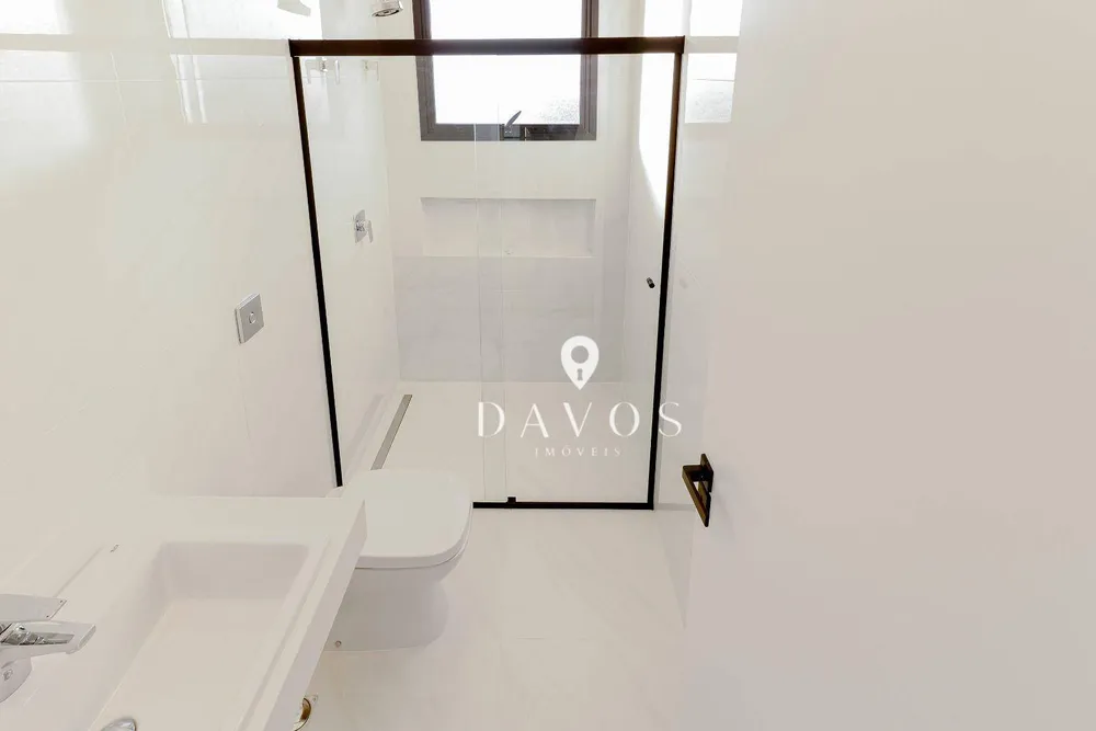 Sobrado, 4 quartos, 295 m² - Foto 1