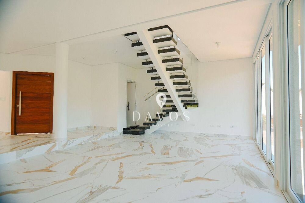 Sobrado, 3 quartos, 282 m² - Foto 1