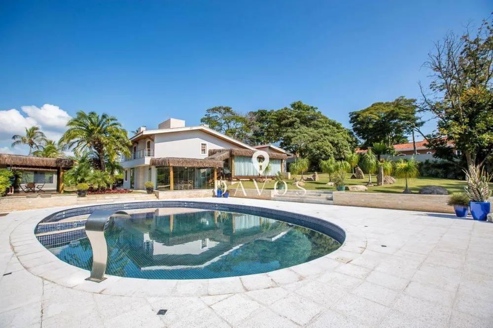 Casa, 4 quartos, 650 m² - Foto 1