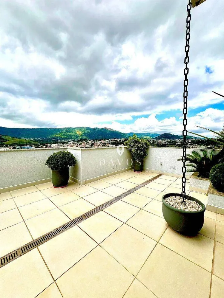 Apartamento, 3 quartos, 121 m² - Foto 2