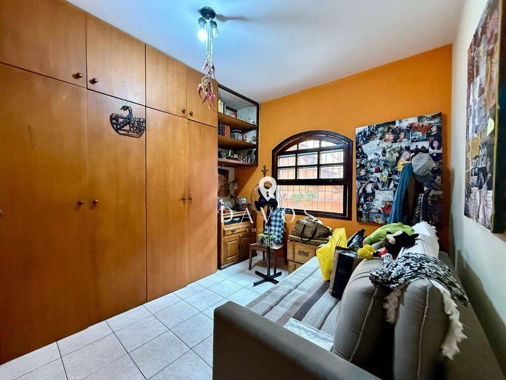 Casa, 3 quartos, 216 m² - Foto 3