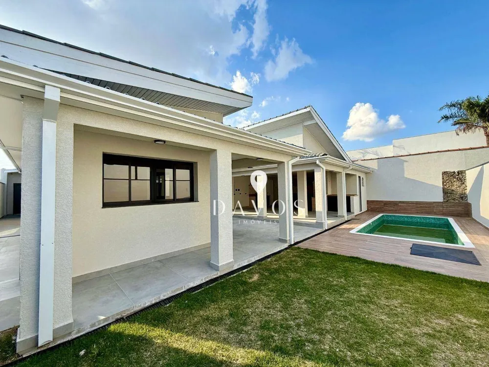 Casa, 3 quartos, 342 m² - Foto 2