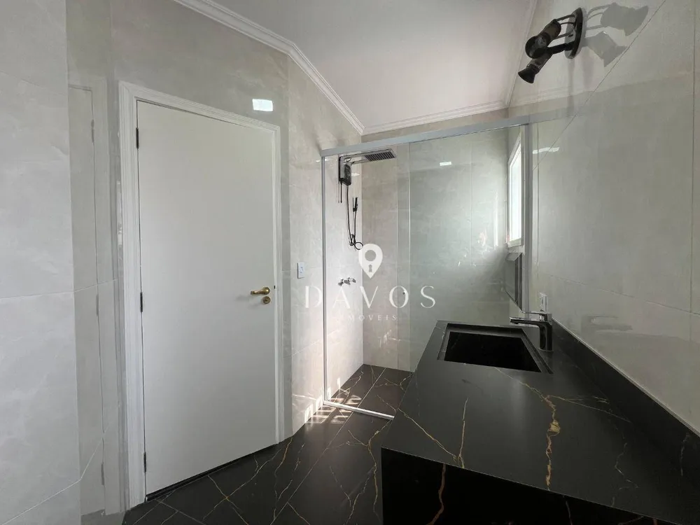 Sobrado, 3 quartos, 330 m² - Foto 2