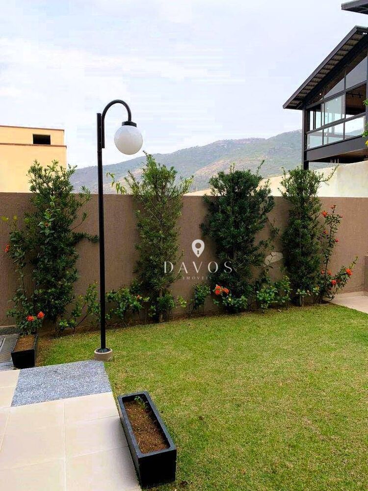 Sobrado, 3 quartos, 311 m² - Foto 2
