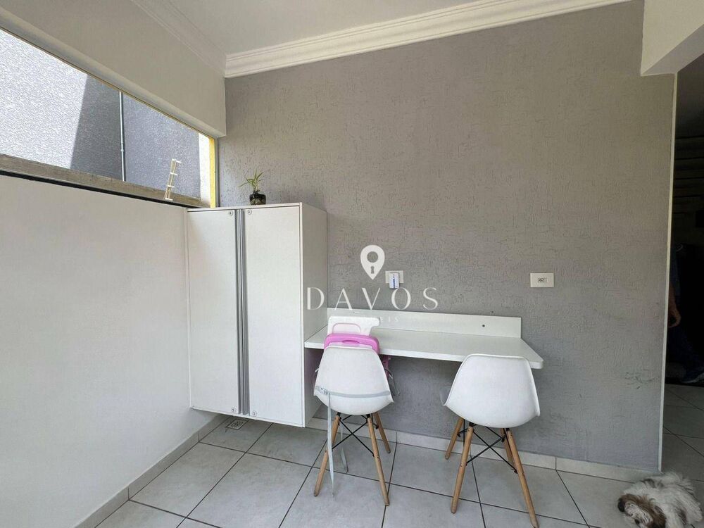 Sobrado, 3 quartos, 207 m² - Foto 2
