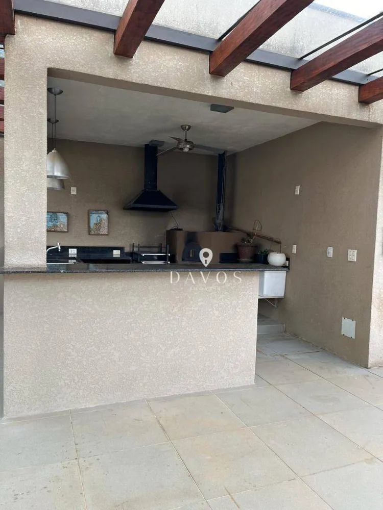 Sobrado, 3 quartos, 291 m² - Foto 1