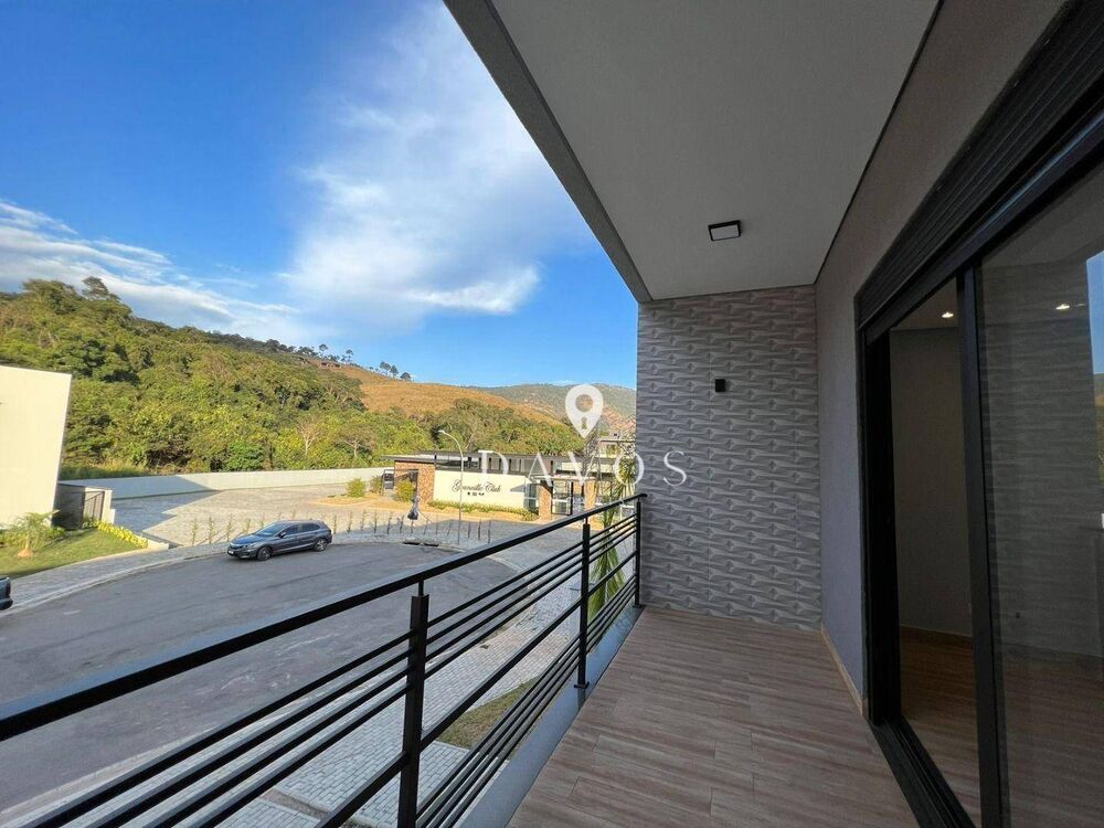 Sobrado, 3 quartos, 350 m² - Foto 1