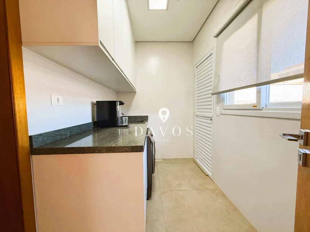 Sobrado, 4 quartos, 355 m² - Foto 1