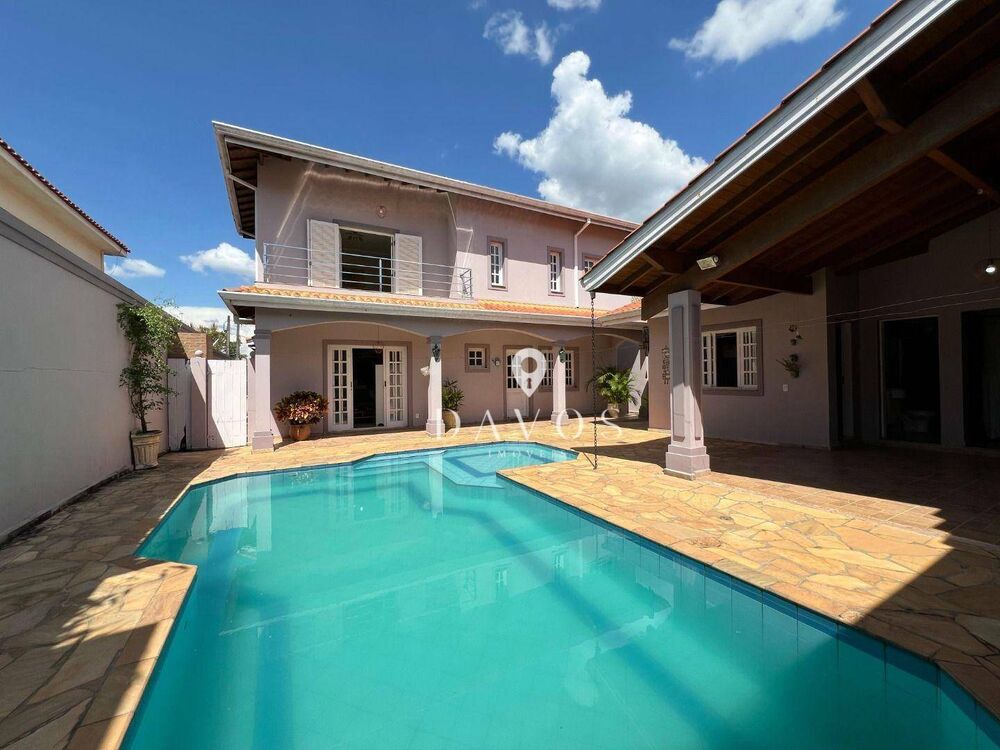 Sobrado, 3 quartos, 343 m² - Foto 2