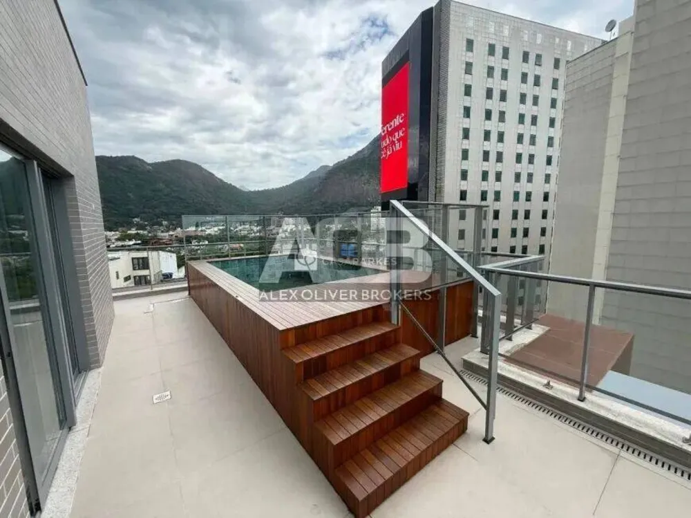 Cobertura, 3 quartos, 266 m² - Foto 1
