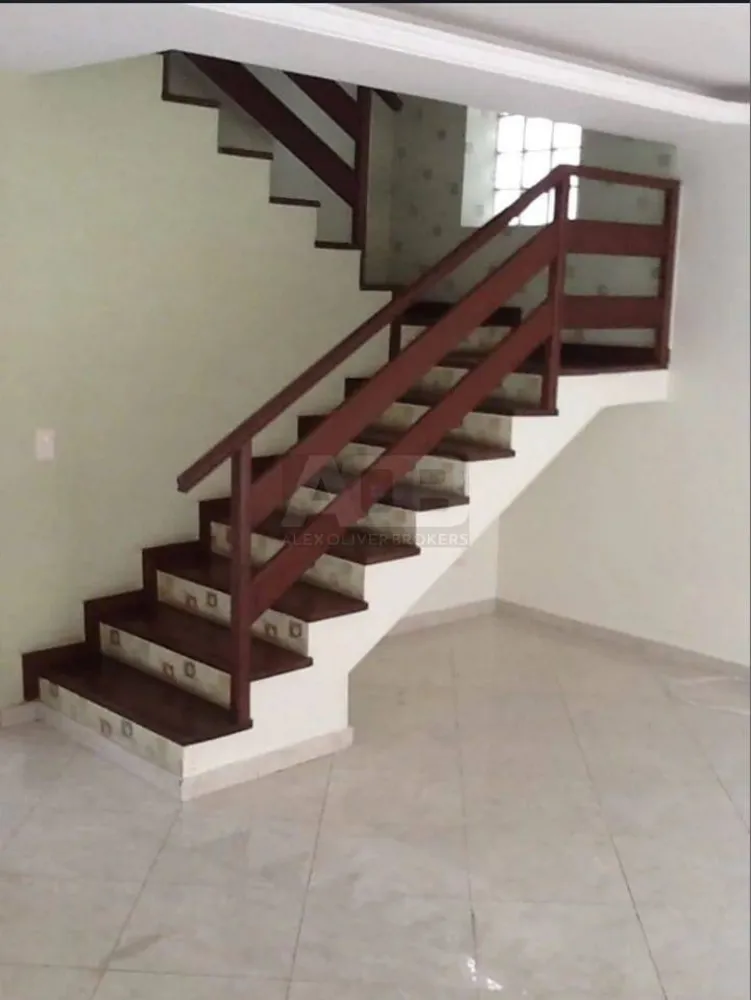 Casa, 3 quartos, 200 m² - Foto 3